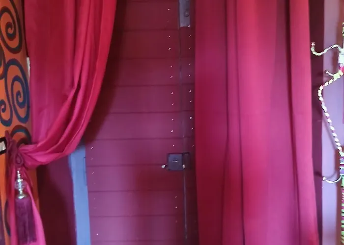 Alojamento de Acomodação e Pequeno-almoço D'artista Calcata